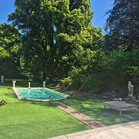 Chateau / Manoir De Saint-gaudens Daire