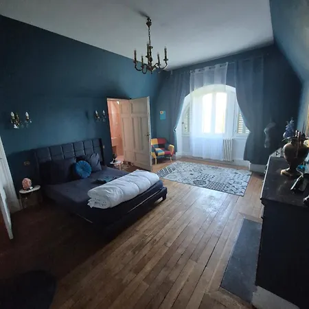 Chateau / Manoir De Saint-gaudens