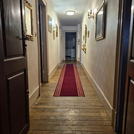 Daire Chateau / Manoir De Saint-gaudens