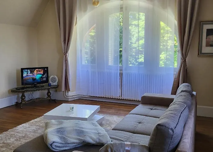 Chateau / Manoir De Saint-gaudens *