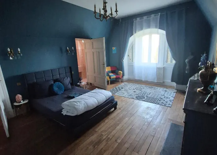 Chateau / Manoir De Saint-gaudens